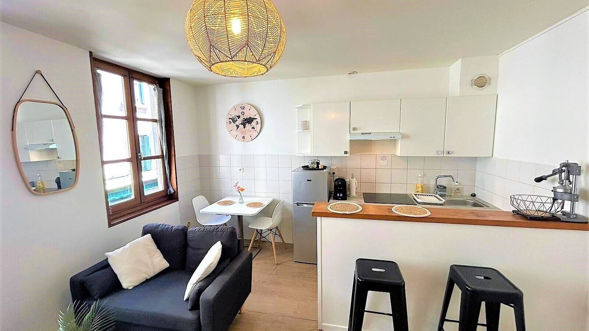 Rodez Apartment | 150m from the cathedral and in the heart of the historic center, cosy apartment