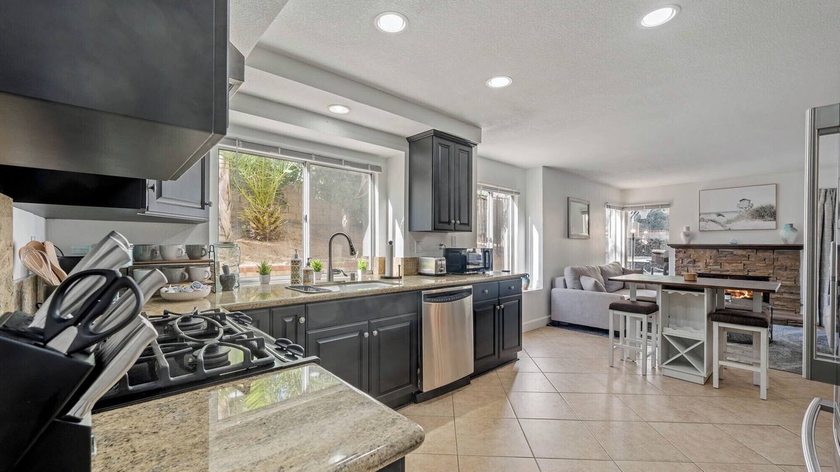 Castaic House | 152 Magic Mountain Entertainment Home -Spa-Games