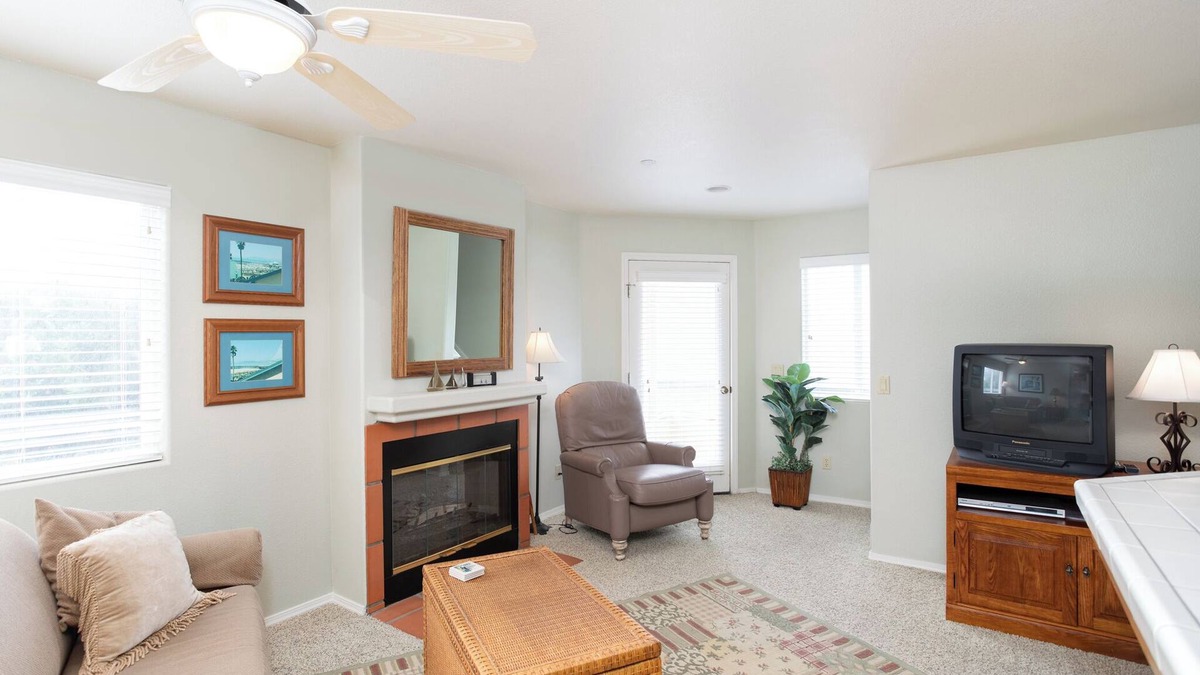 Downtown Condo | 157-2 Ocean View in Pismo Beach