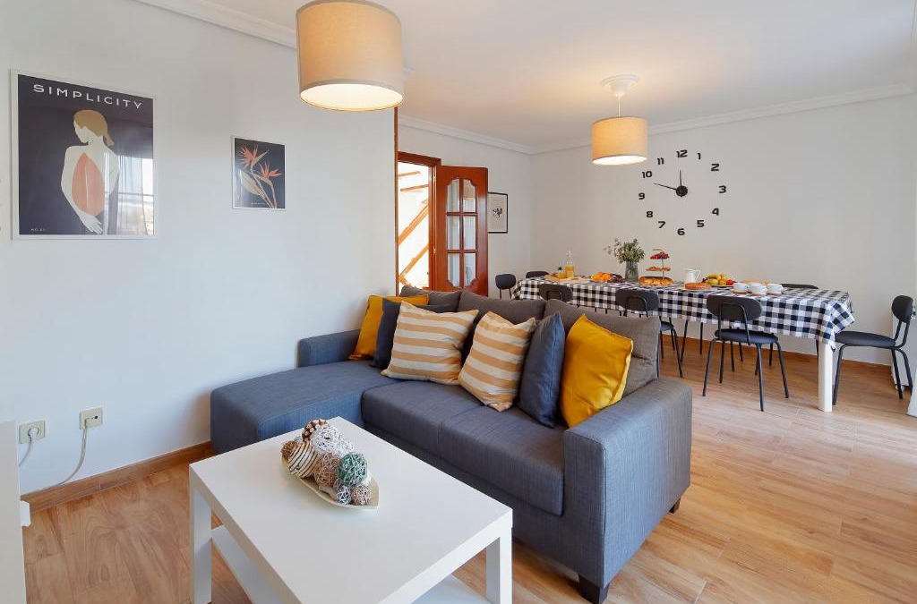 El Pison House | 158A Triplex Rinconin con piscina