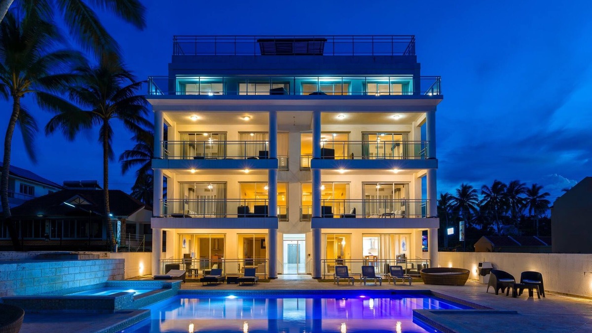 Cabarete House | 16 Bedroom Entire Oceanfront Hotel on Kite Beach in Cabarete
