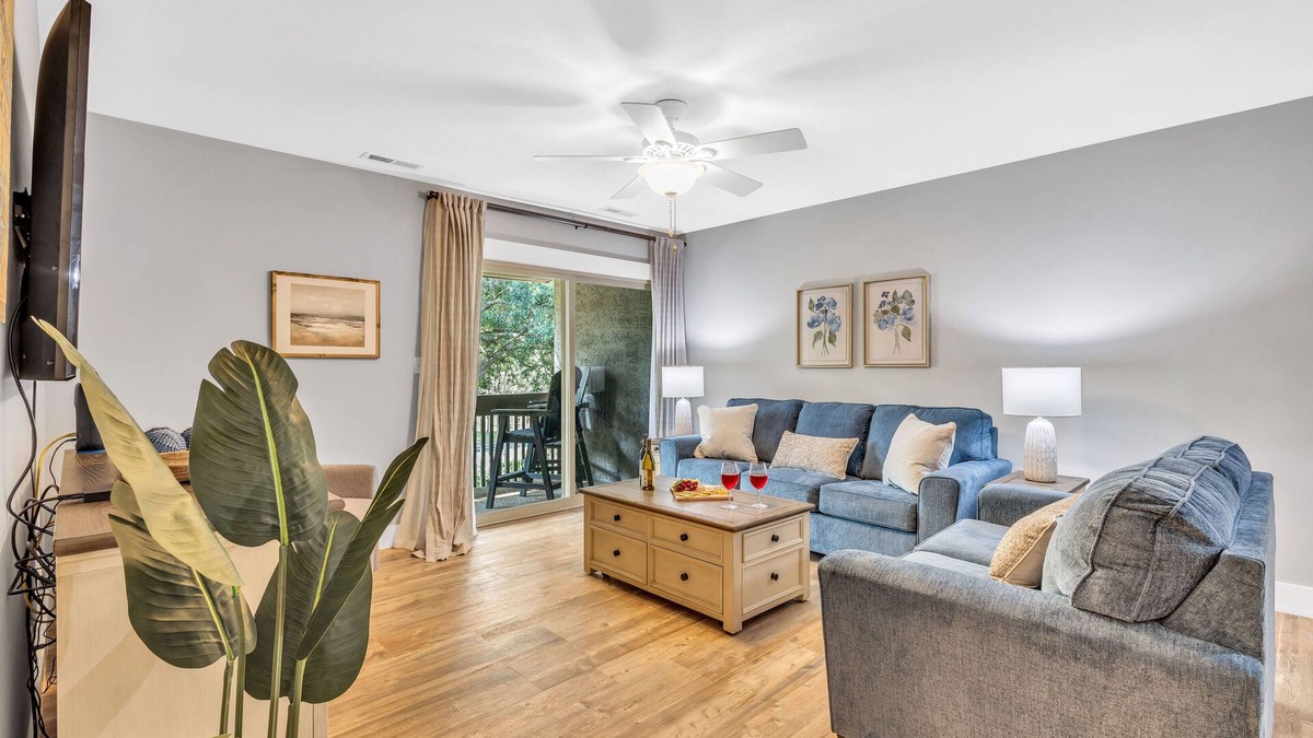 South Beach Condo | 1691 Bluff Villa @ Sea Pines | Walk to South Beach | Tennis, Pickleball & Golf