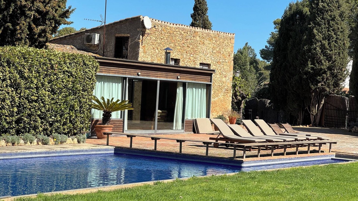 Pals Other | 16TH CENTURY FARMHOUSE in Masos de Pals. Costa Brava. Capacity 10 people