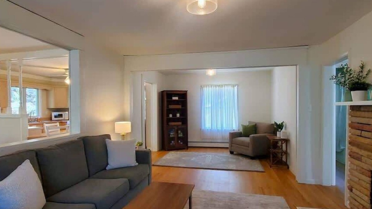 Traverse City House | 16th Street Retreat, 30-day Rental, Downtown TC
