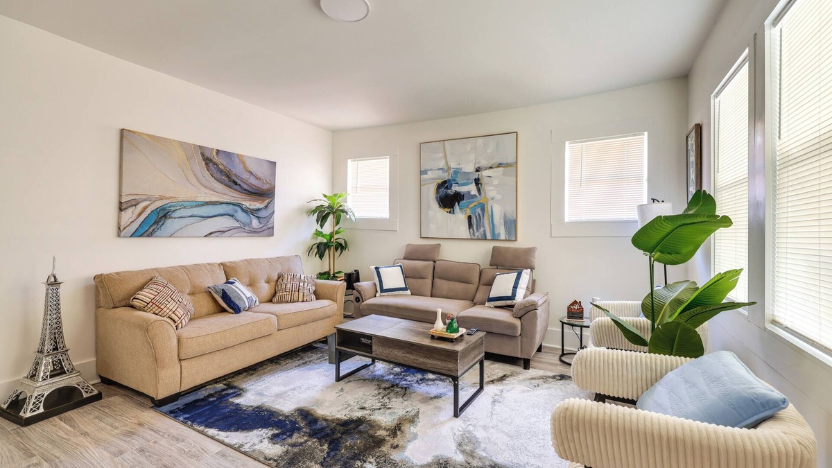Bessemer House | 17 Mi to Birmingham: Renovated Home w/Deck