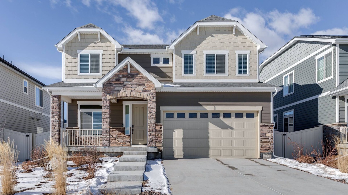 Aurora House | 17 Mi to Downtown Denver: Modern Aurora Home!