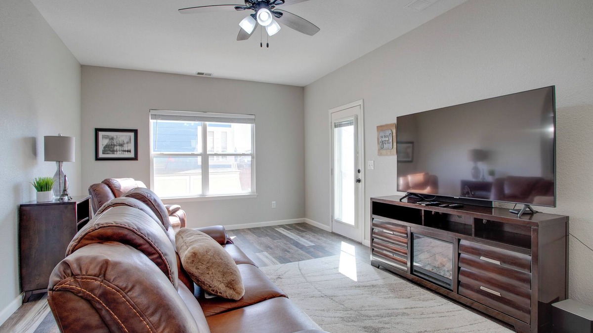 Commerce City House | 17 Mi to Dtwn Denver: Family Home w/Private Yard