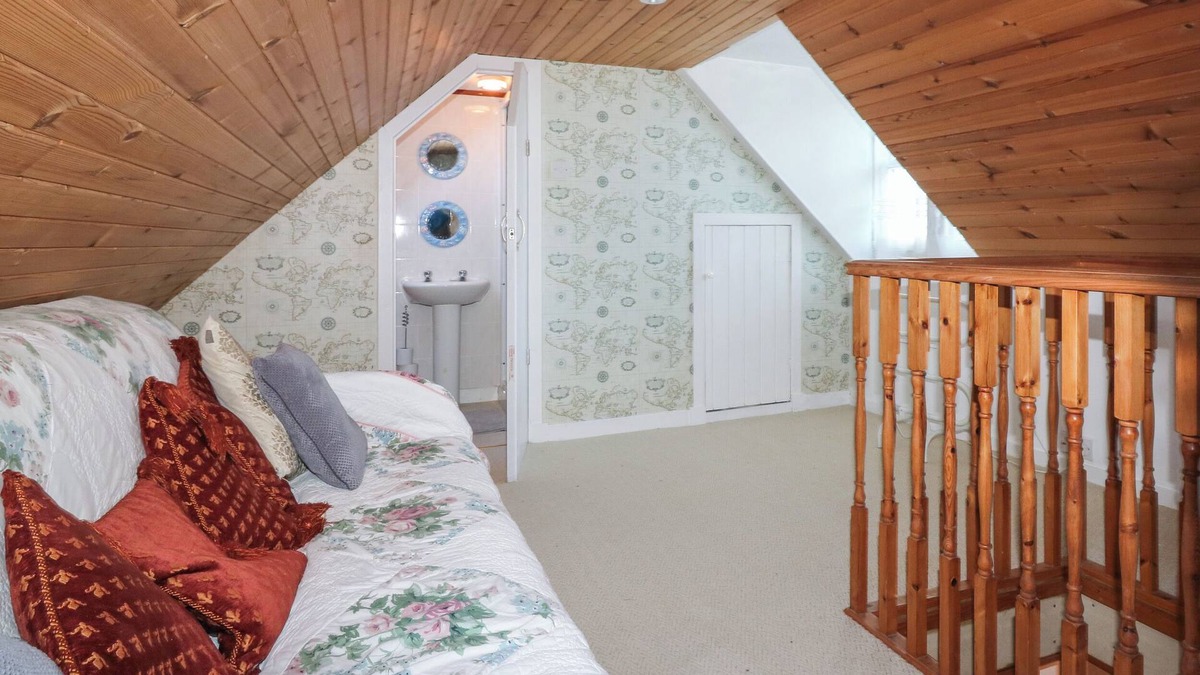Cullen Cottage | 171 Seatown