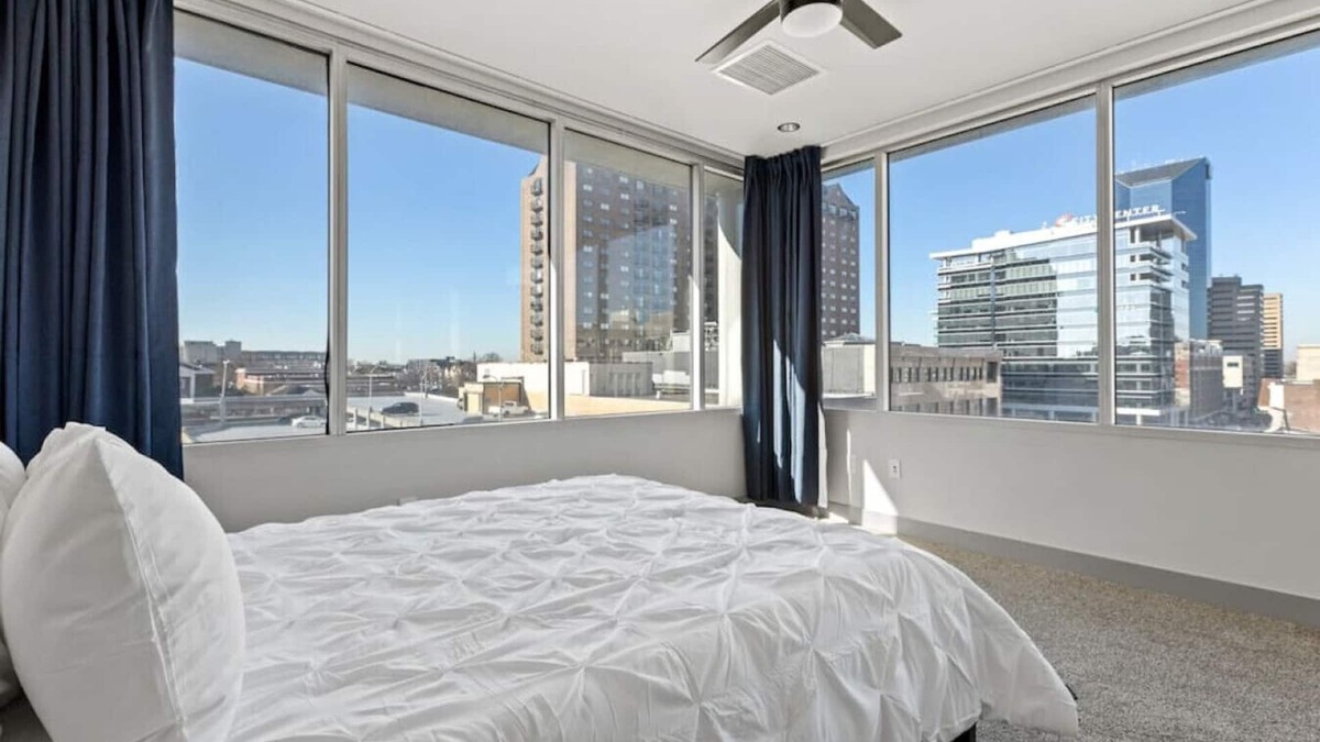 Downtown Condo | 175 LEX - Stunning Downtown Views on Main Street!