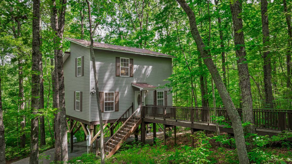 Fort Payne Cabin | 178 m² Cabin ∙ 2 bedrooms ∙ 7 guests