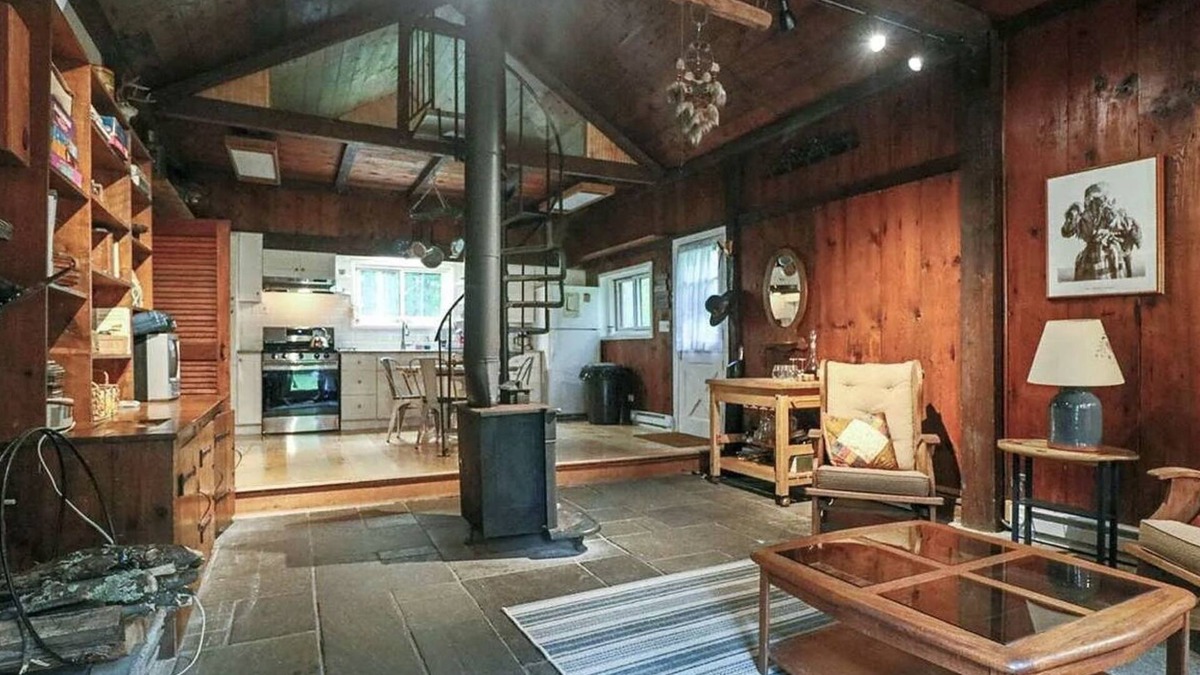 Town of Olive Cabin | 1789 Cabin on 27 Acres