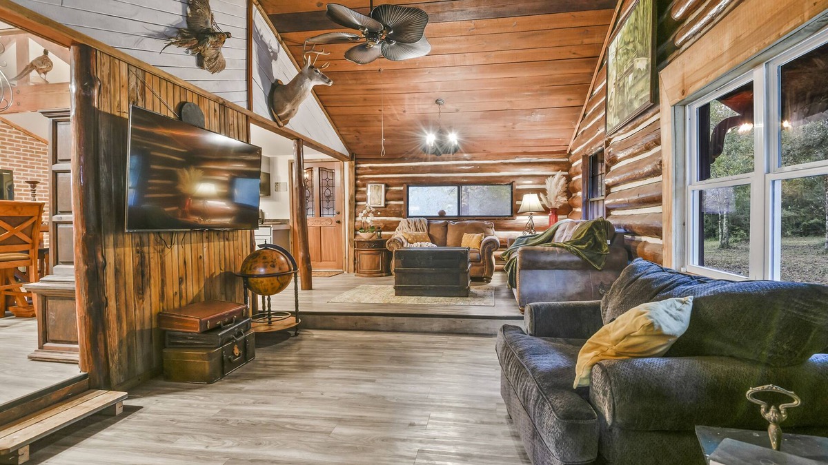 Kiln Cabin | 18 acres with 2 pond s Family friendly retreat