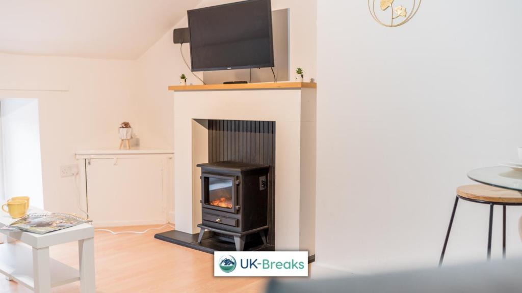 Egremont Apartment | 18 Main Street