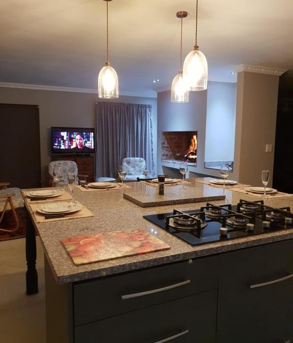 Sandbaai House | 18 Patrys Crescent