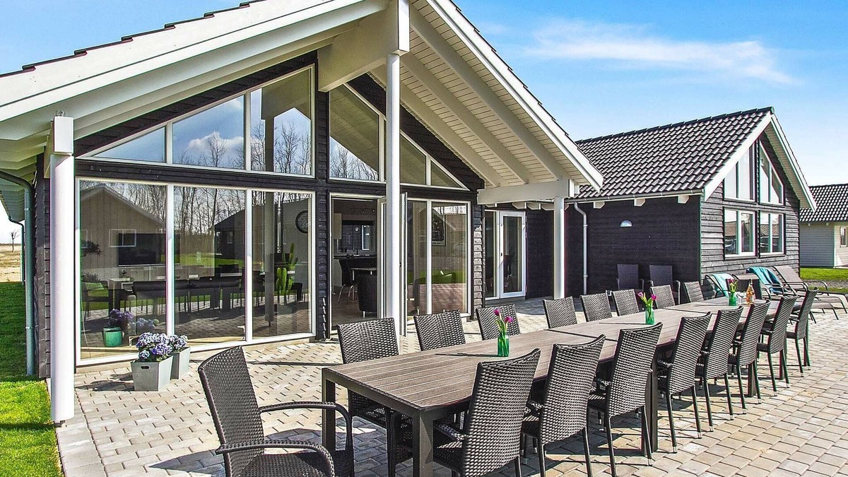 Olpenitz House | 18 person holiday home in Hasselberg