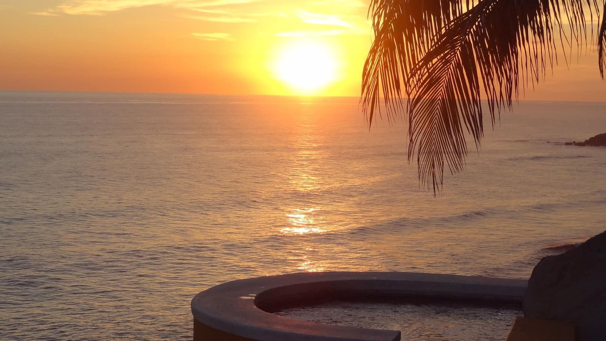 Tamanique House | 180 Degrees Of Spectacular Cliff Ocean Views