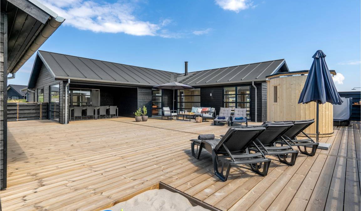 Bjerregard Strand House | 180 m² House ∙ 4 bedrooms ∙ 8 guests