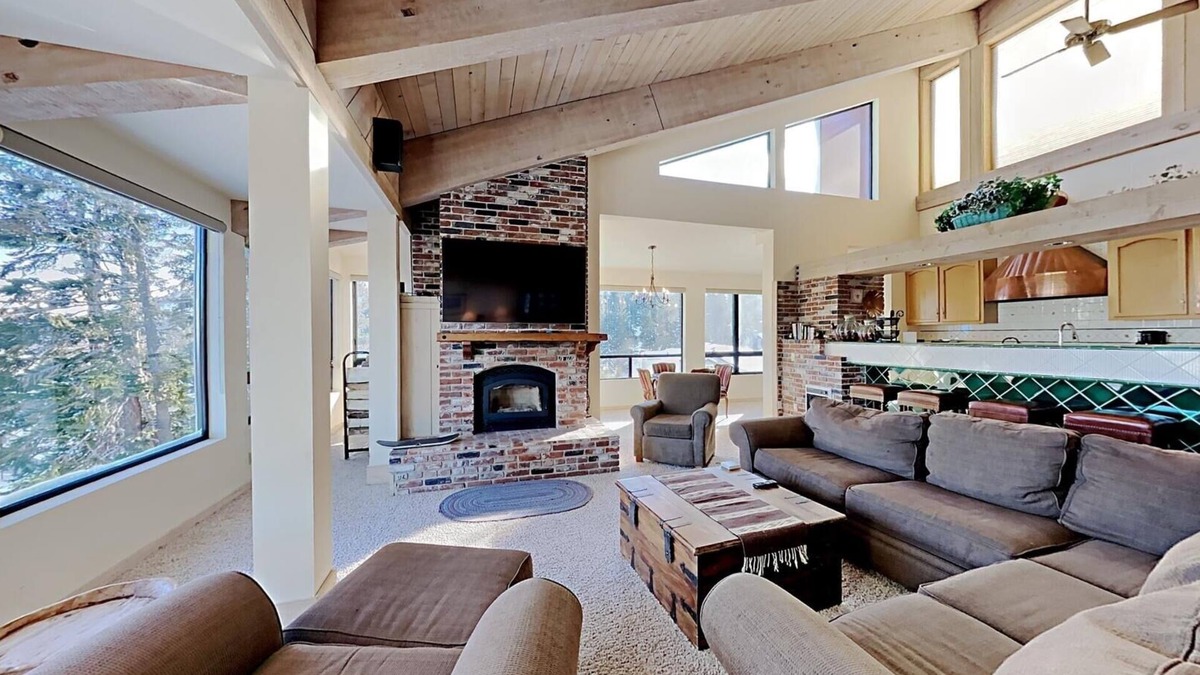 Mammoth Lakes Condo | 1849 Condos 410