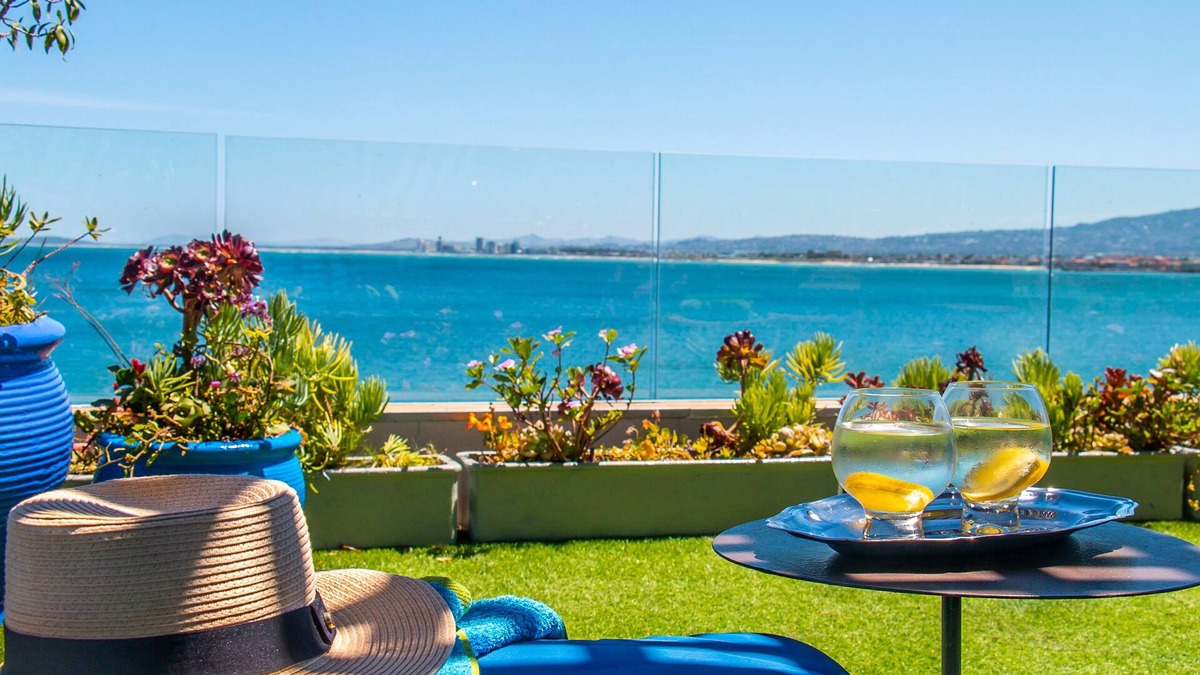 Gordons Bay Central Apartment | 185 on Beach Boutique Suites and Apartments