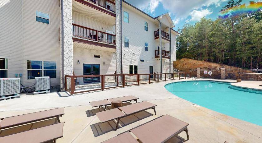 Pigeon Forge Apartment | 189 m² Serviced apartment ∙ 4 bedrooms ∙ 18 guests