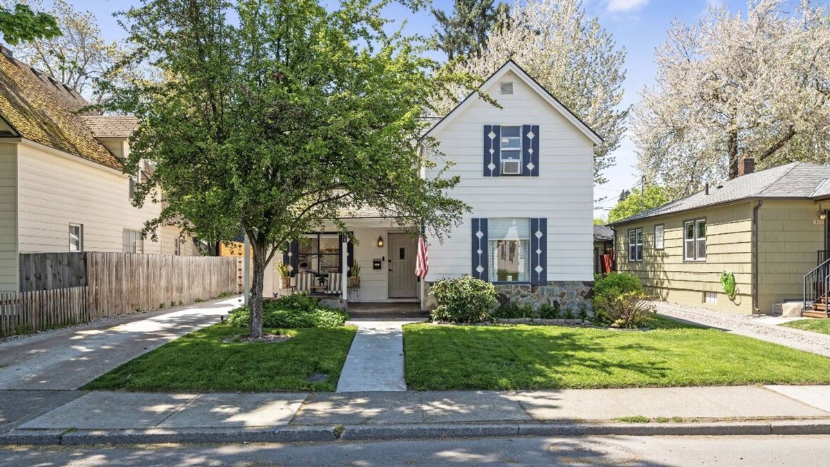 Coeur d'Alene Other | 1890's renovated downtown Coeur d’Alene home