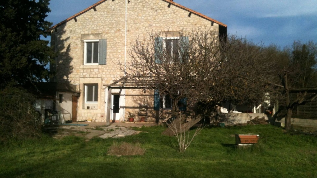 Bellegarde House | 18th century country house in the countryside