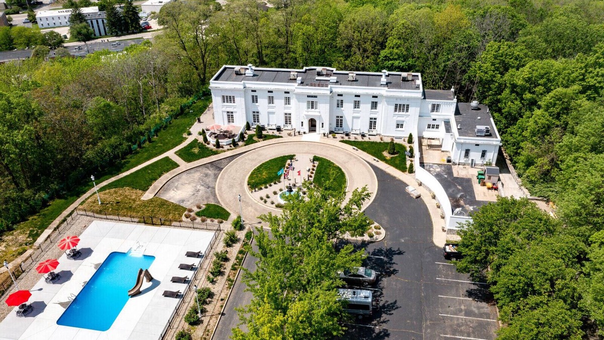 Kettering Villa | 1917 Historical Mansion with Outdoor Pool on 5 acres in the middle of the city.