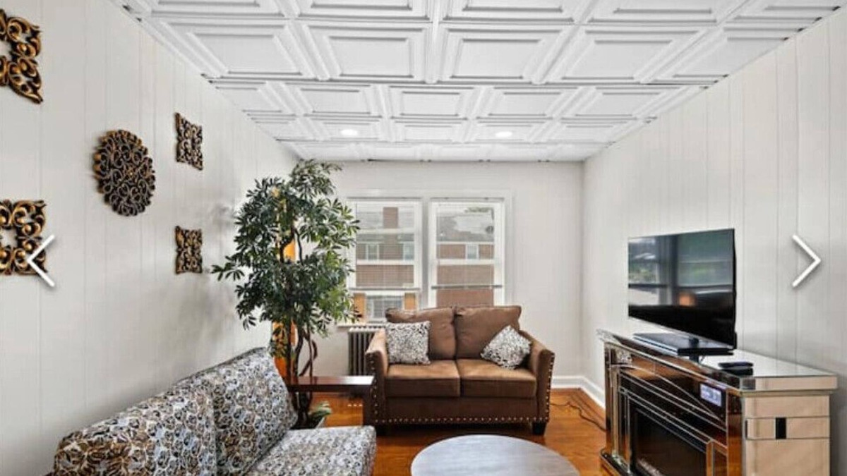 Downtown Baltimore House | 1924 Renovated Colonial Apt.