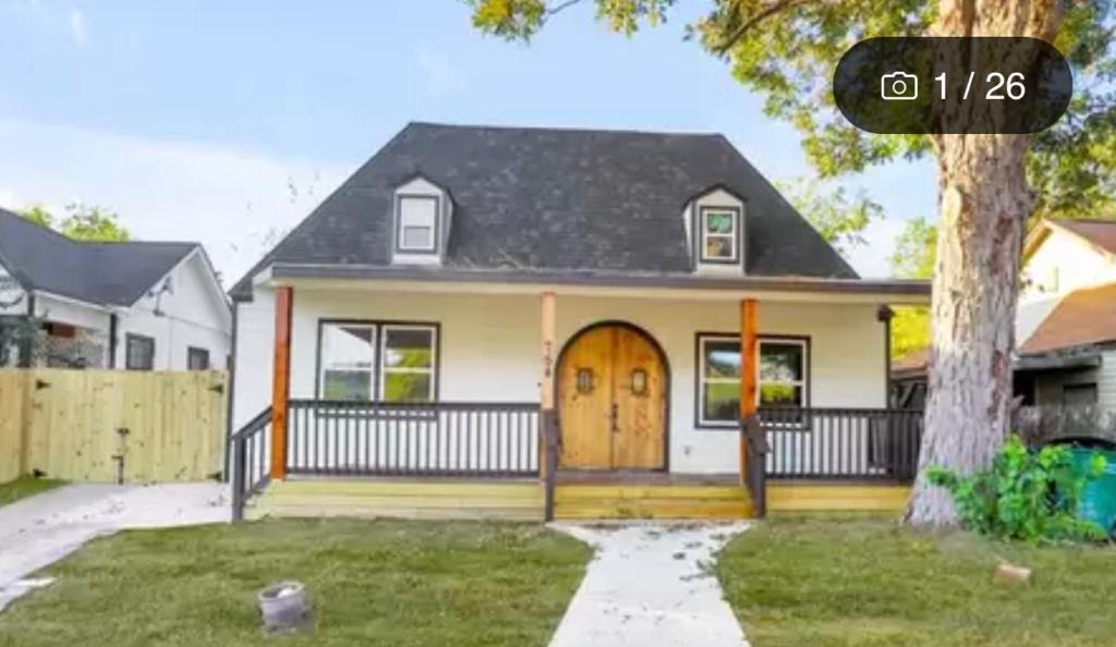 Beacon Hill House | 1925 NEW Charming Fr Bungalow by Riverwalk