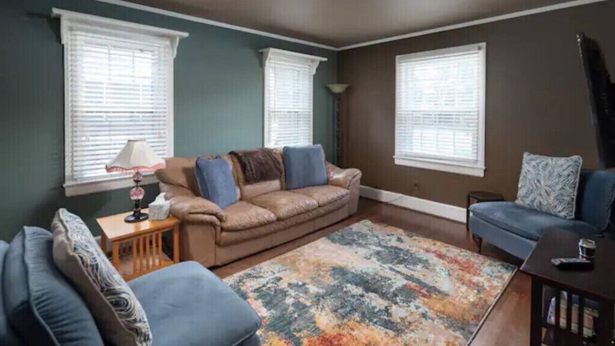 Spartanburg House | 1930's home, downtown- free cancellations