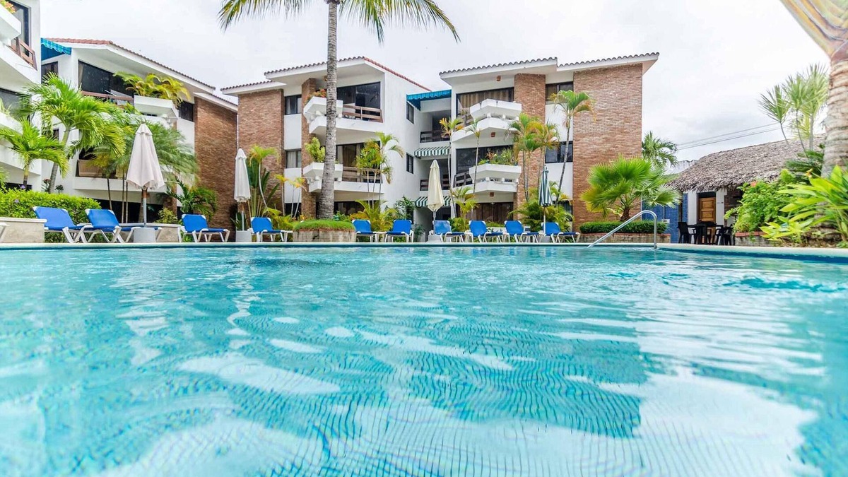 El Batey Apartment | 1BD guest-friendly condo in central Sosua, pool/Wi-Fi/cable TV