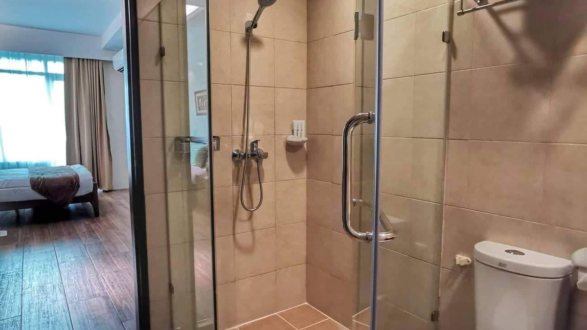 Lahug Condo | 1bedr Deluxe Condotel at The Padgett Place