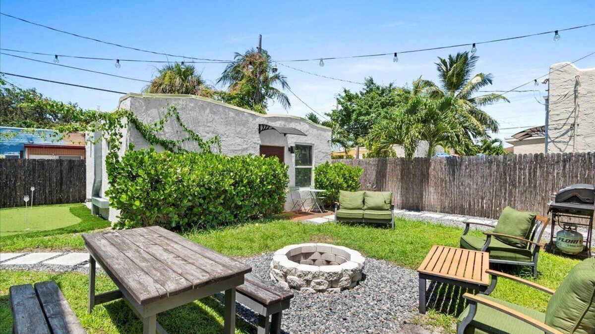 Parker Ridge Cottage | 1BR/1BA Design District Cottage - 8 Min drive from Downtown WPB