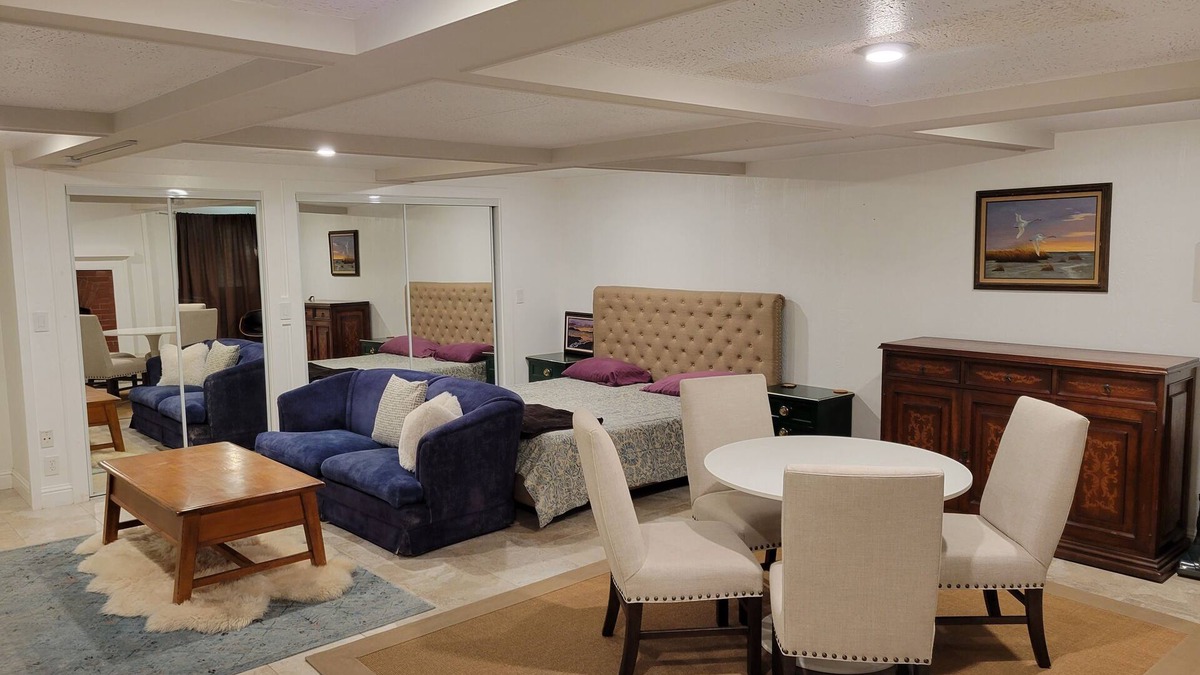 Piedmont Apartment | 1BR, 1BA spacious, fully furnished unit in best area with laundry, Wi-Fi, TV.