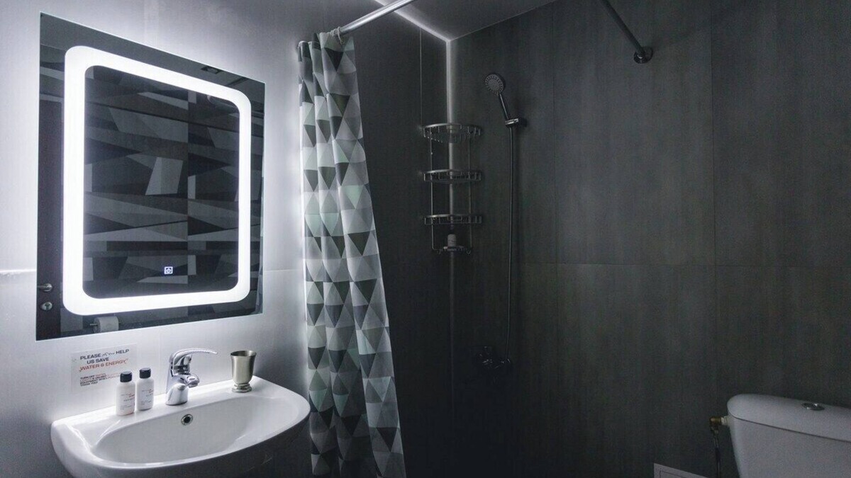 Kentron Apartment | 1BR Apt/Near Vernissage/Vintage design
