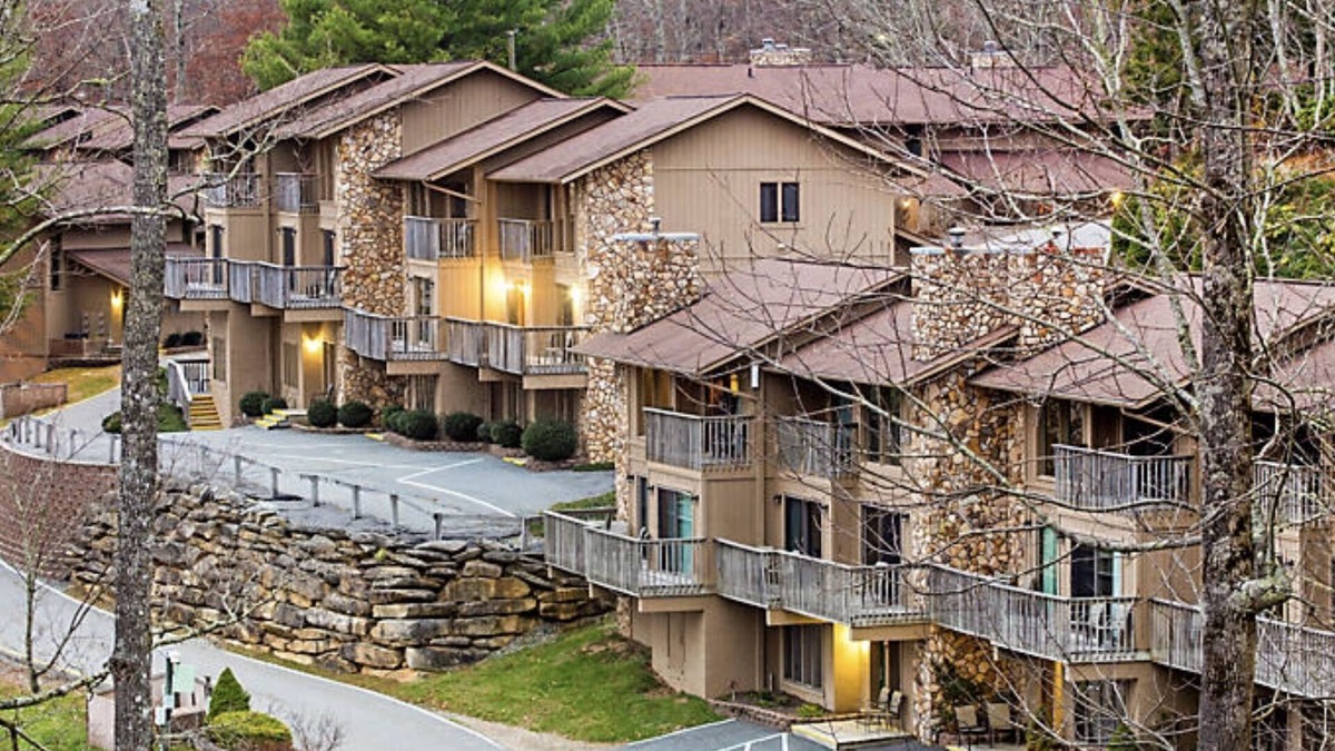 Banner Elk Condo | 1BR Banner Elk Villa on Resort w/Amenities