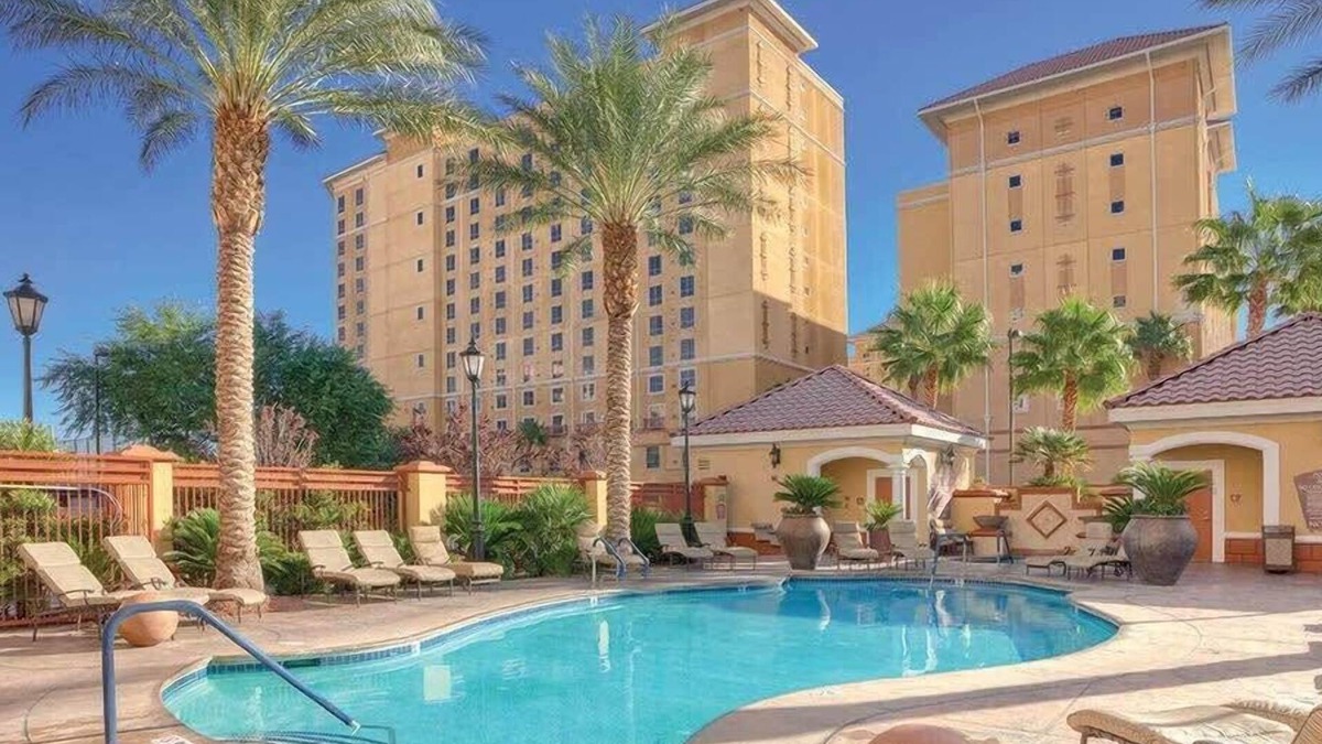 Paradise Condo | 1BR Grand Desert Condo Access to Las Vegas Strip!