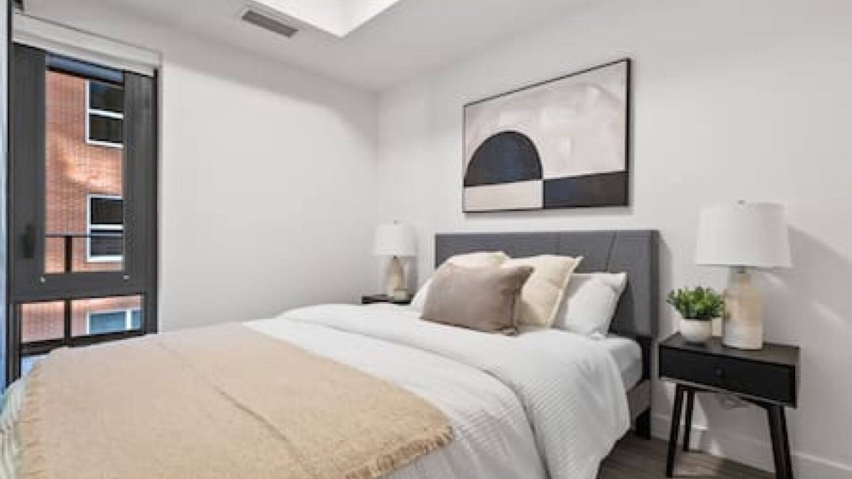 Eau Claire Condo | 1BR in Downtown|Gym&Free Parking