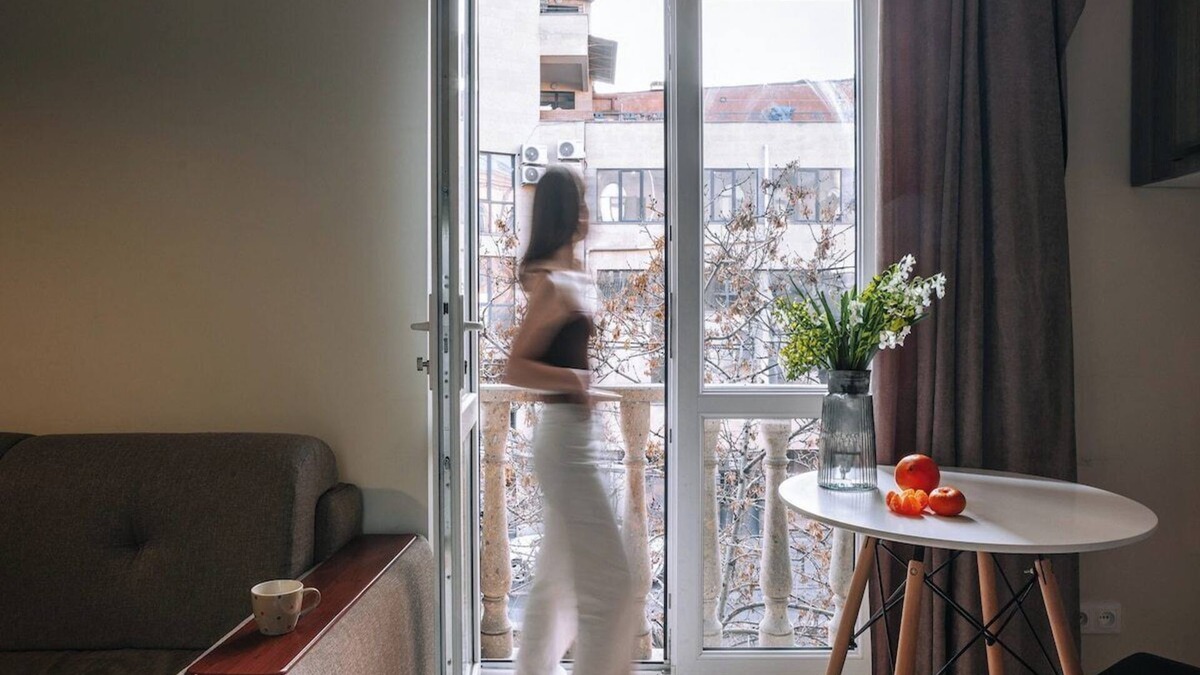 Kentron Apartment | 1BR/Near Vernissage/Center/French balcony