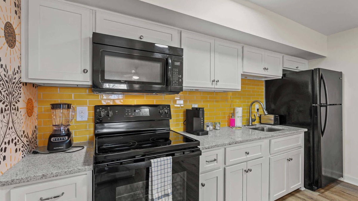 Windy Hill Apartment | 1BR1BA Walk to Beach Pet-Friendly Escape