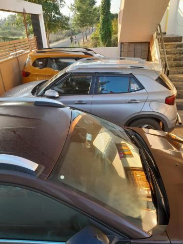 Mysore Villa | 1st Floor 3 BHK for 12 Decent People With Free Parking