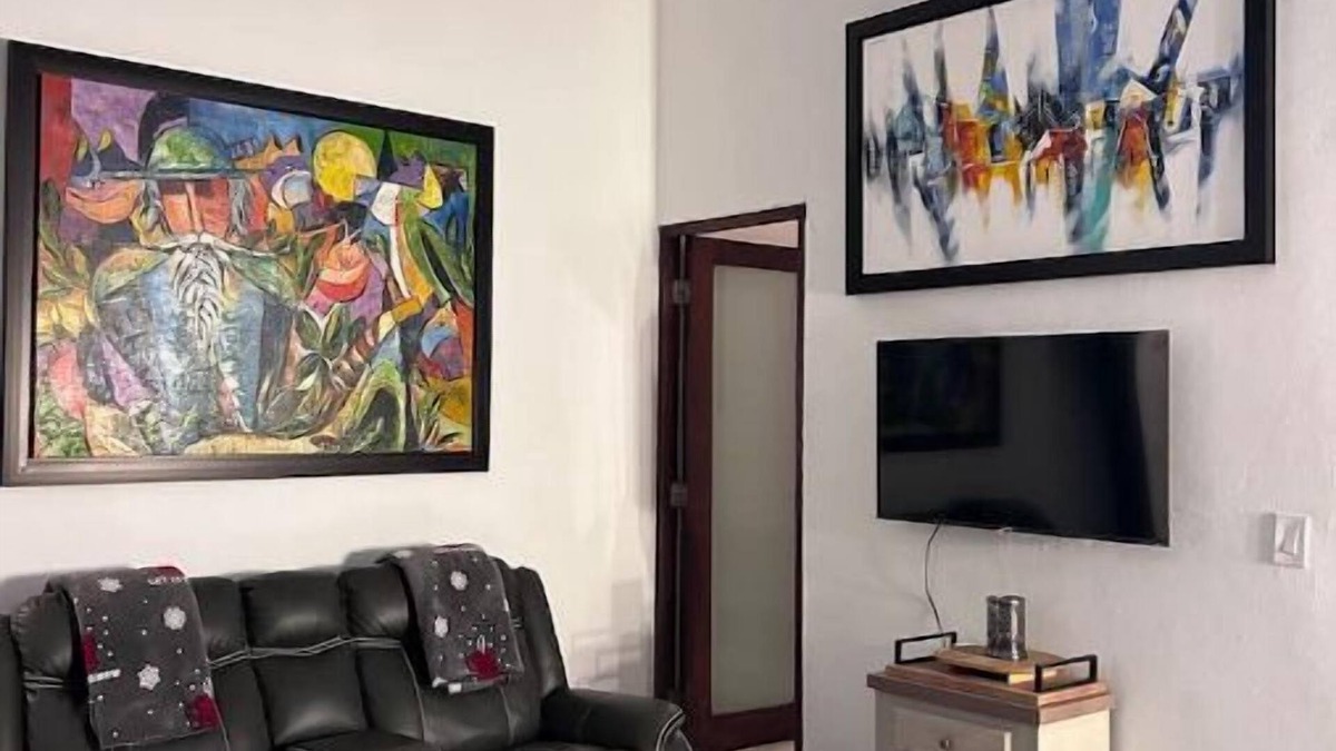 Mercado Condo | 1st Floor Old San Juan!
