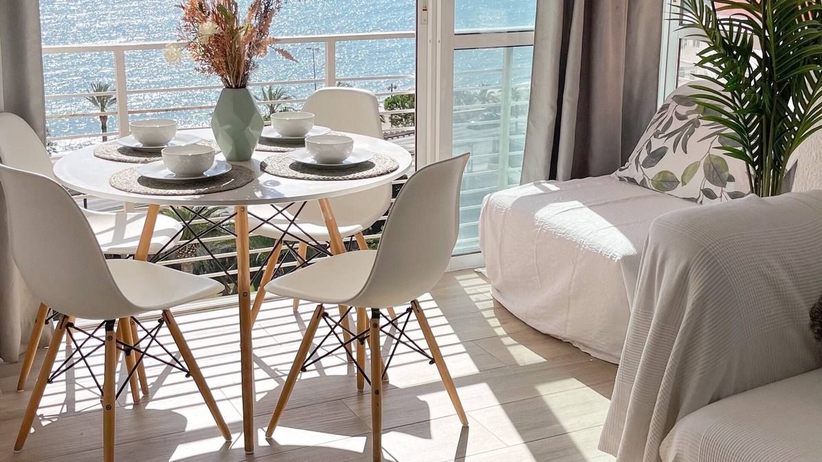 L'Albufereta Apartment | 1st line apartment with sea views and pool and WIFI