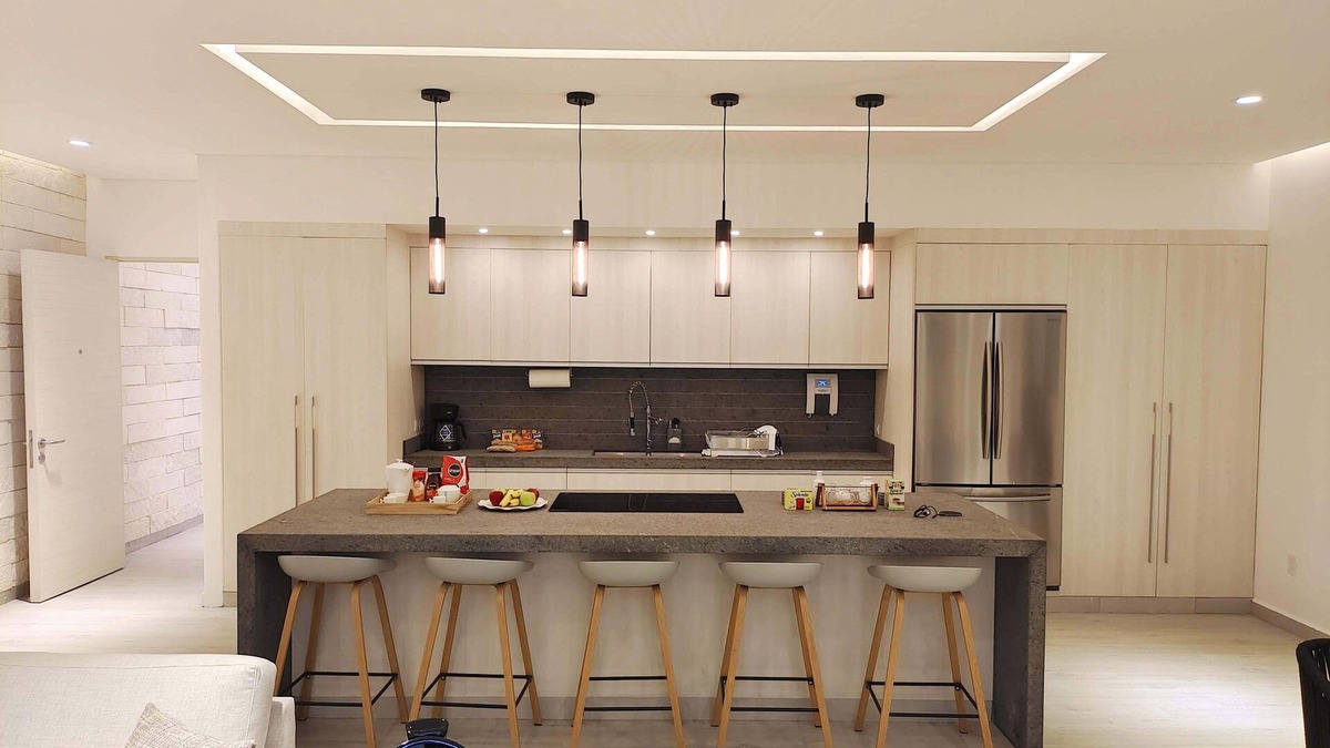 Alfredo V. Bonfil Apartment | 1st Luxury Warehouse