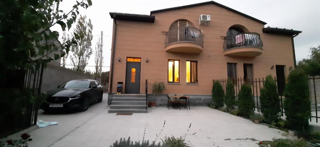 Yerevan Villa | 2 -х Этажный Таунхаус в Касахе со всеми удобствами!