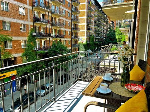 Saburtalo Apartment | 2&1 BR Apartment at Jikia's Green House-Central Tbilisi