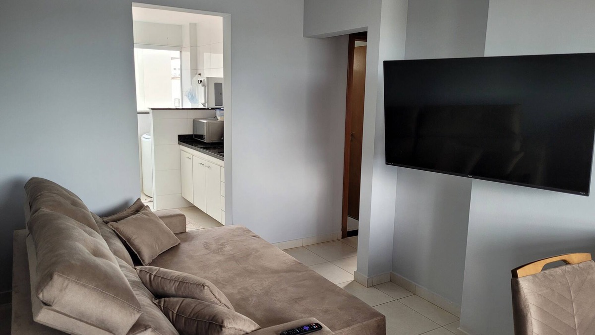Santa Monica RV Rental | 2/4 apartment near COT