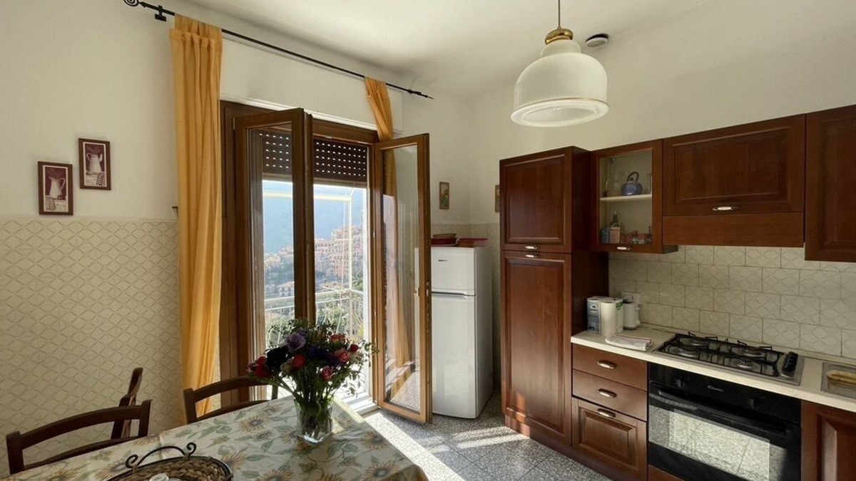 Pietrabruna House | 2 balconies, terrace with fantastic views, 3 bedrooms, WiFi