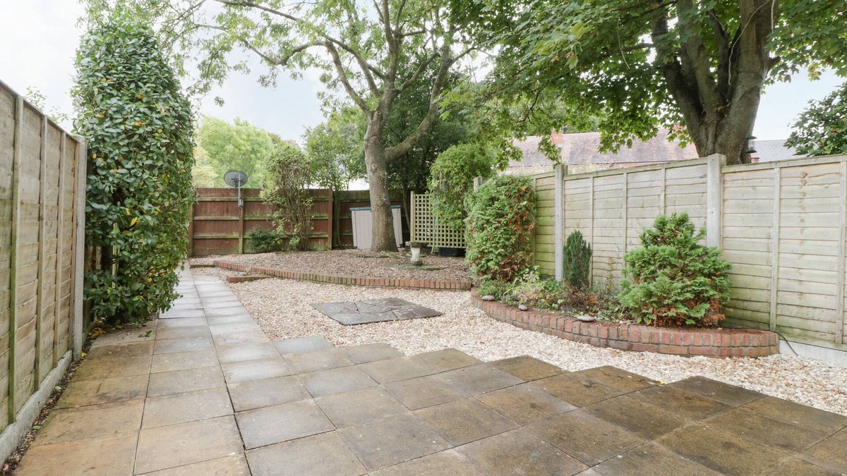 Dorchester Cottage | 2 Bathsheba Terrace