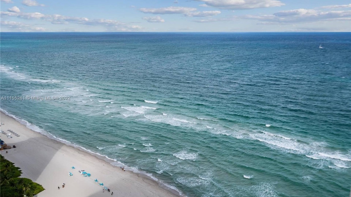 Sunny Isles Beach Condo | 2 bdr ocean front with spectacular view of South Miami